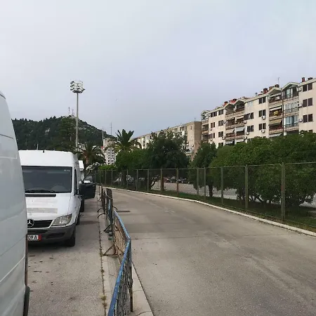 Apartman Apollon *